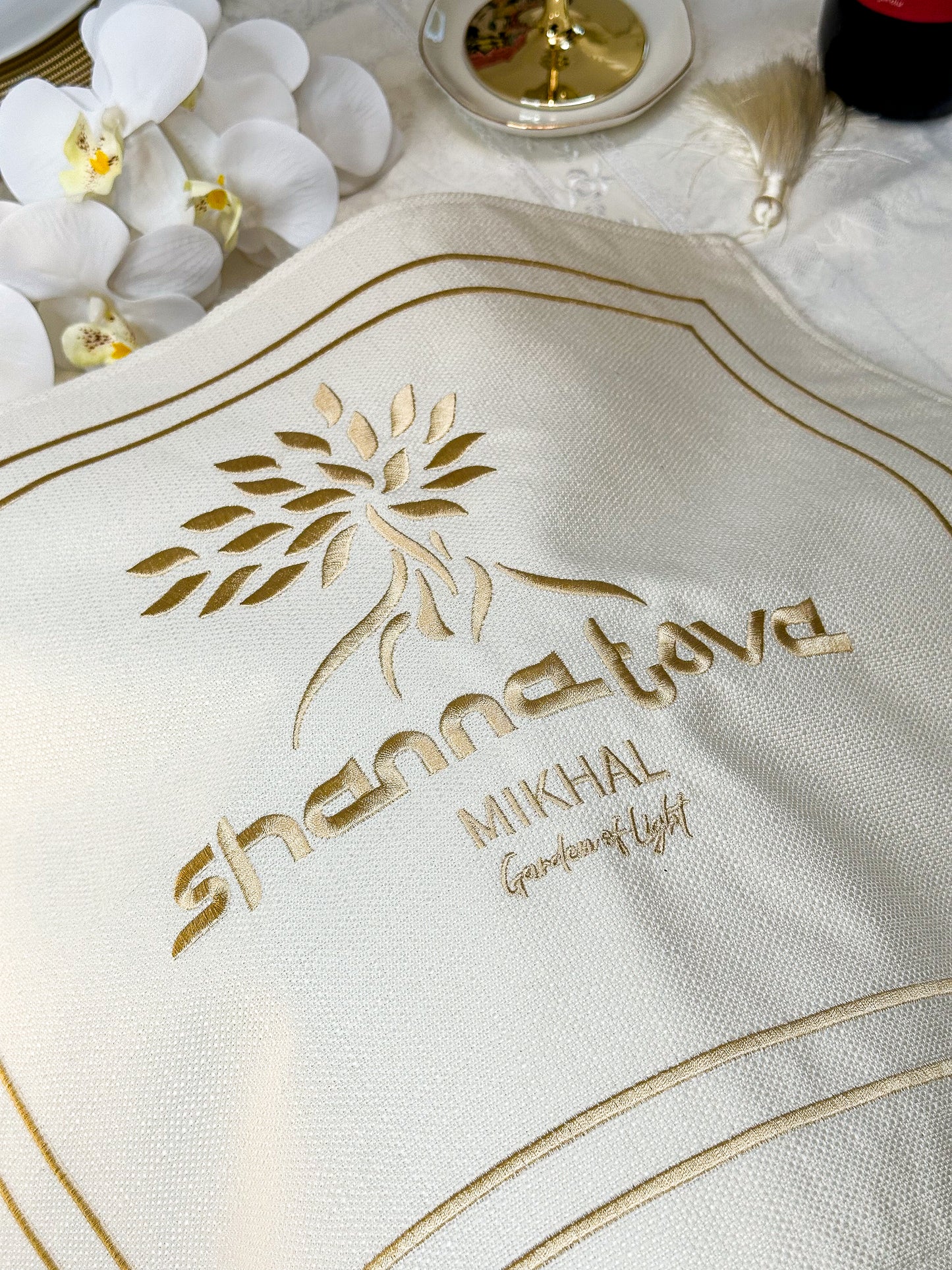 Shanna Tova Challah Cover.