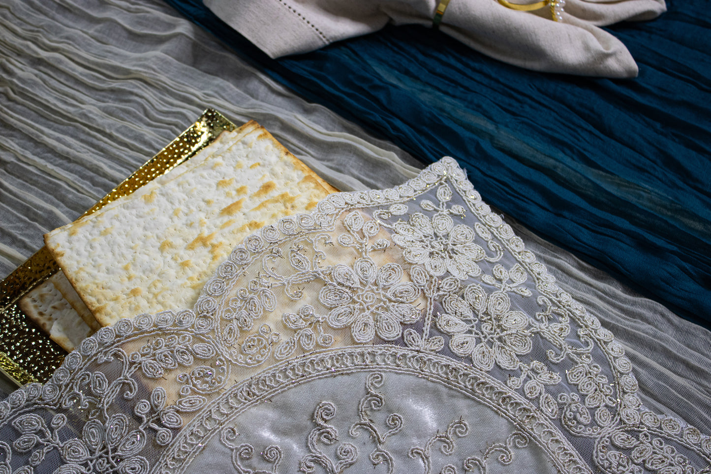 Chalilah Square Place Mat /Cover