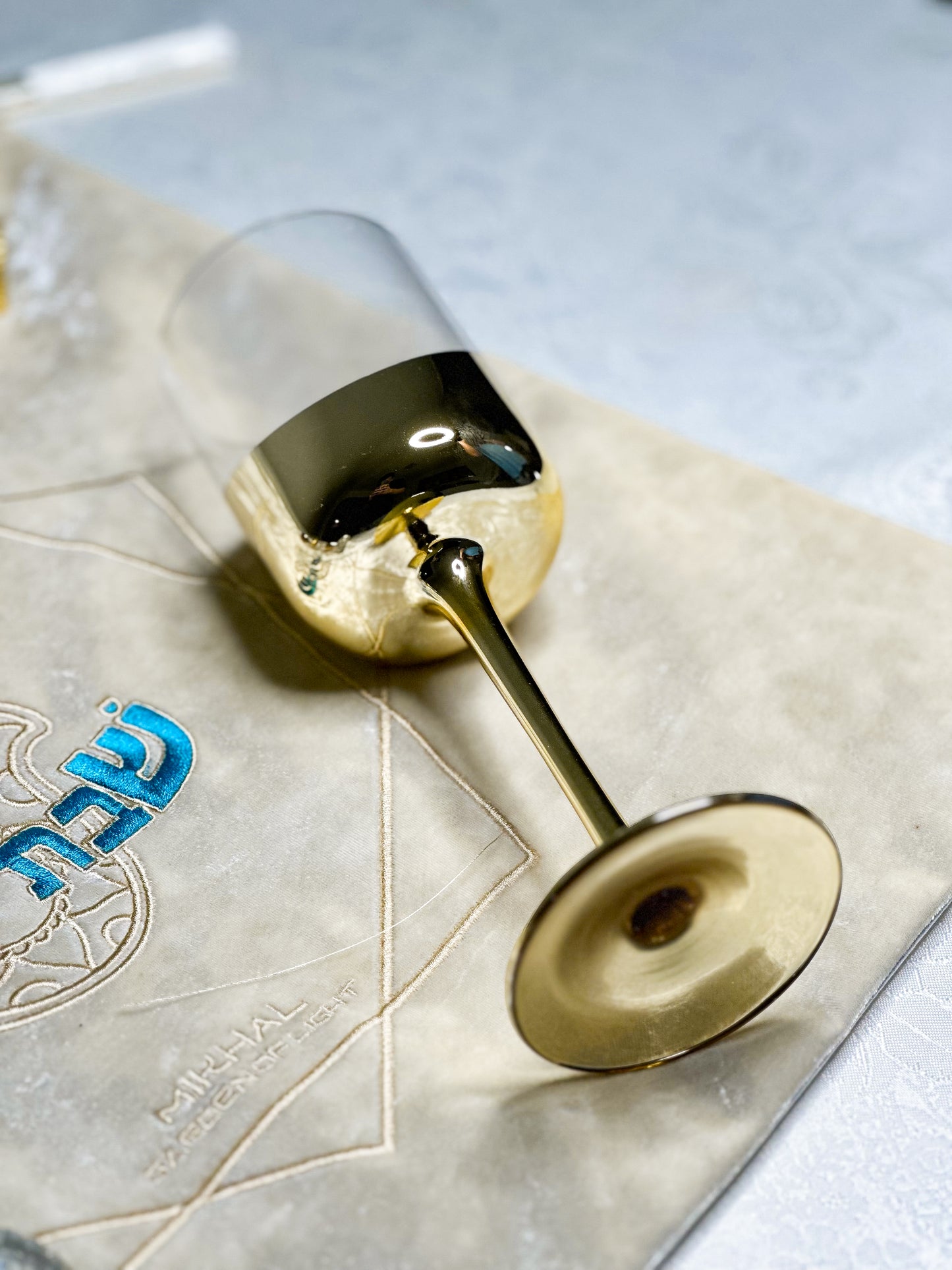 Luminous Shabbat Gift Set