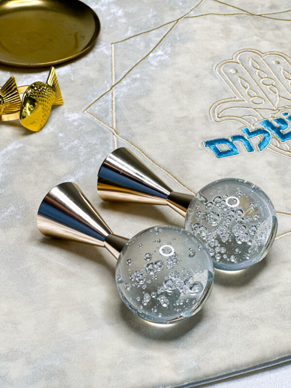 Bubble Bulb Clear and Gold Shabbat Candlesticks - Image 2