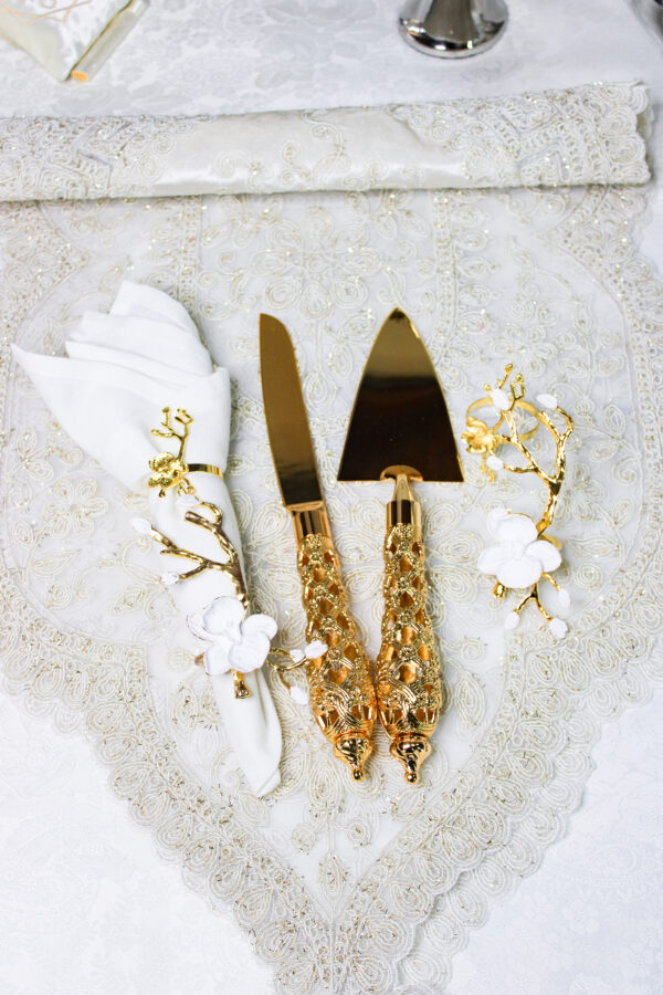 Regal Bloom Cake Set - Image 5